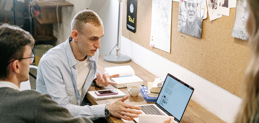 pexels ivan samkov 5676666